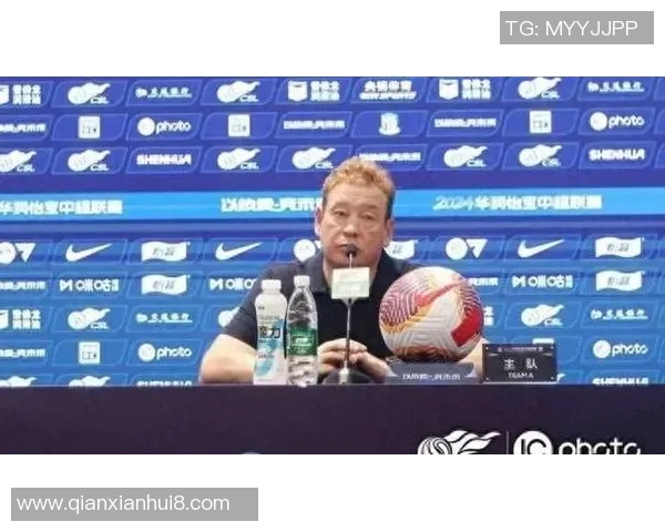 斯卢茨基亲身去欧洲为申花选择的新外援锋霸！将在11月16日正式官宣到队，踢津门虎首发露脸